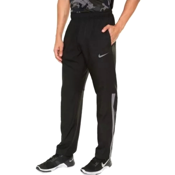 Nike Woven Black Athletic Pants Size Medium - Picture 1 of 9